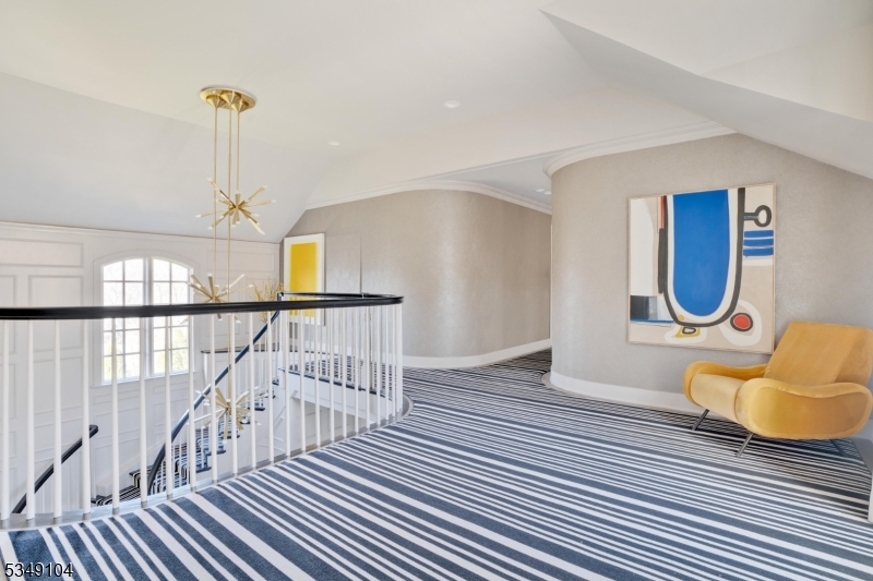 Second Floor Landing (3 of 3)