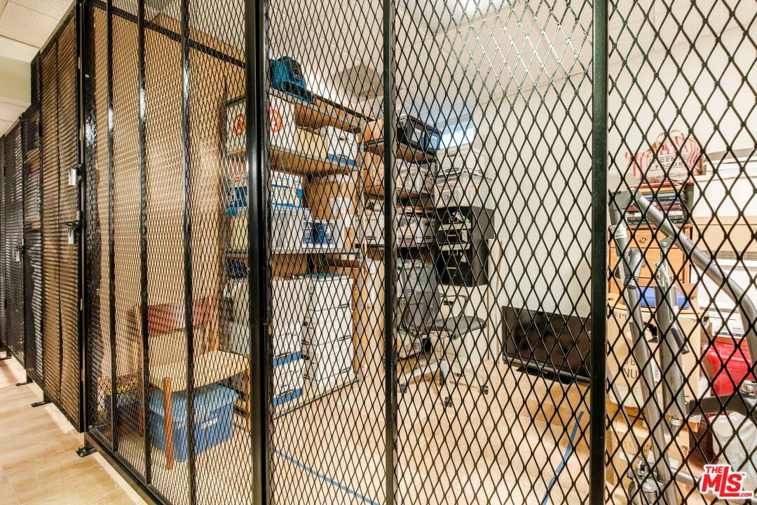 Gated Storage