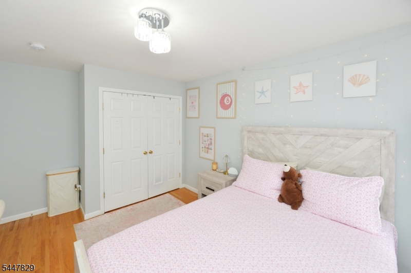 2nd floor bedroom