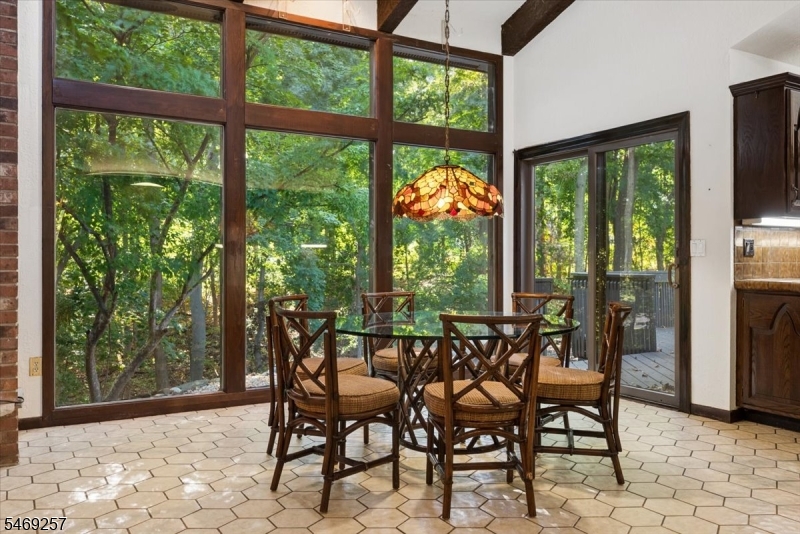 Breakfast Nook