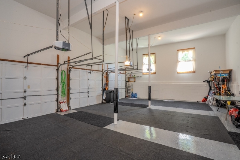 3-car Garage