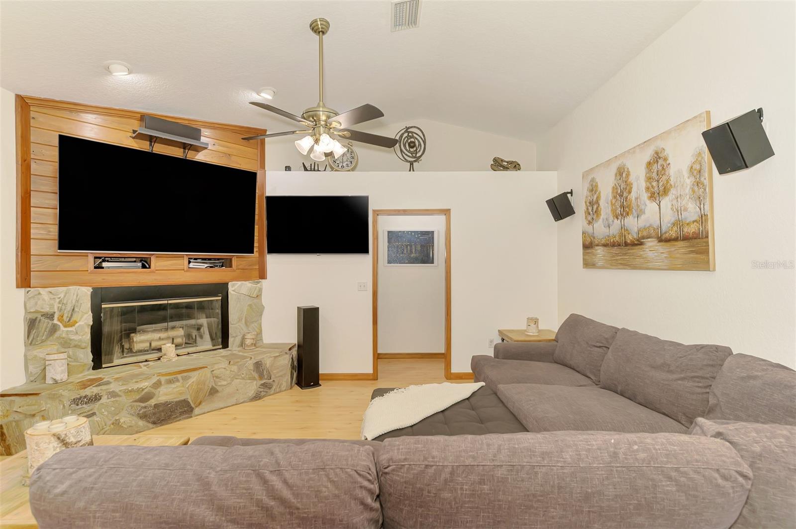 Through the doorway you will find the 3 extra bedrooms and 2nd full bathroom