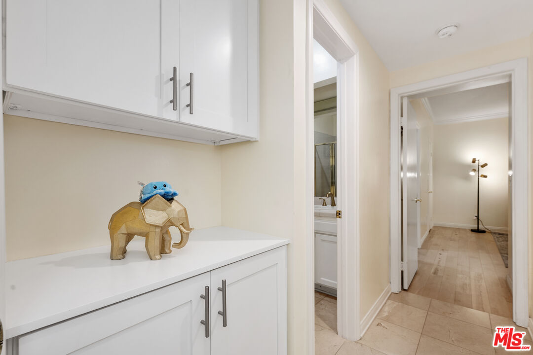 HALLWAY TO BEDROOMS