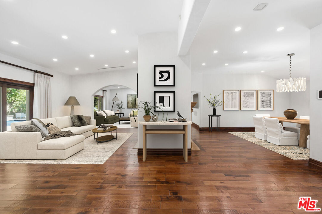 Virtually Staged - Great Room