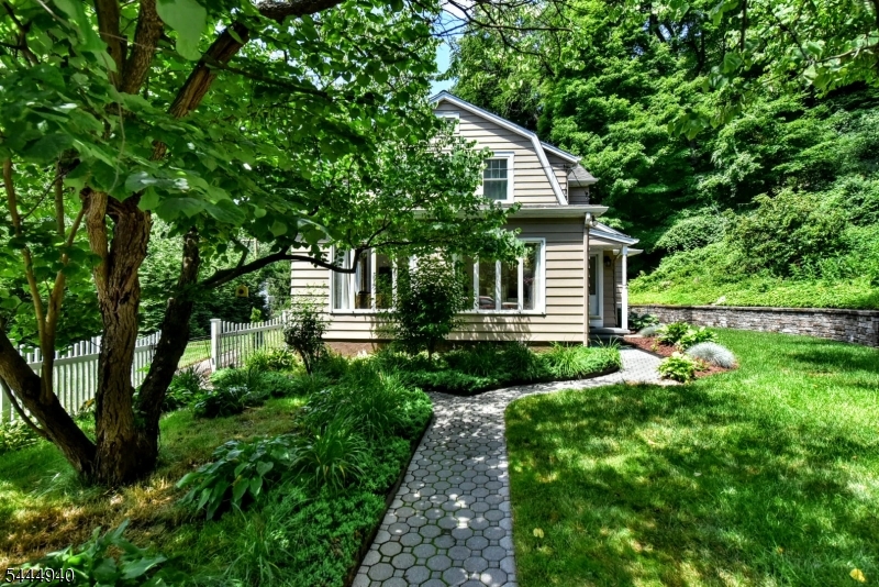 Side view from Driveway