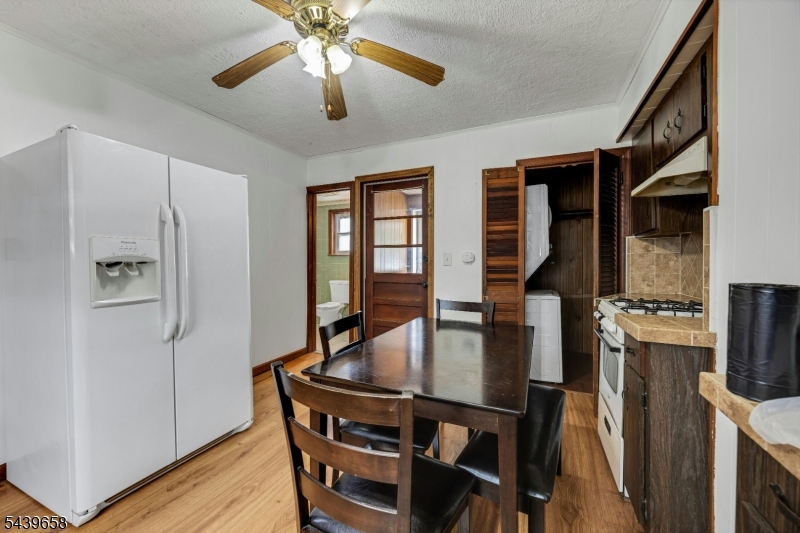 UNIT 1 KITCHEN