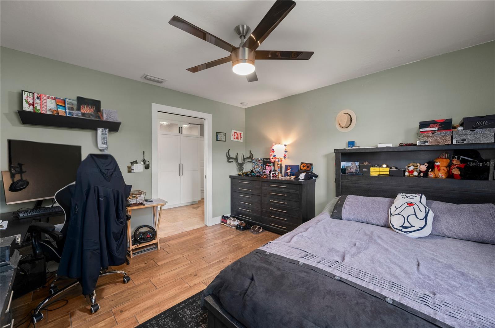 Guest Bedroom 1