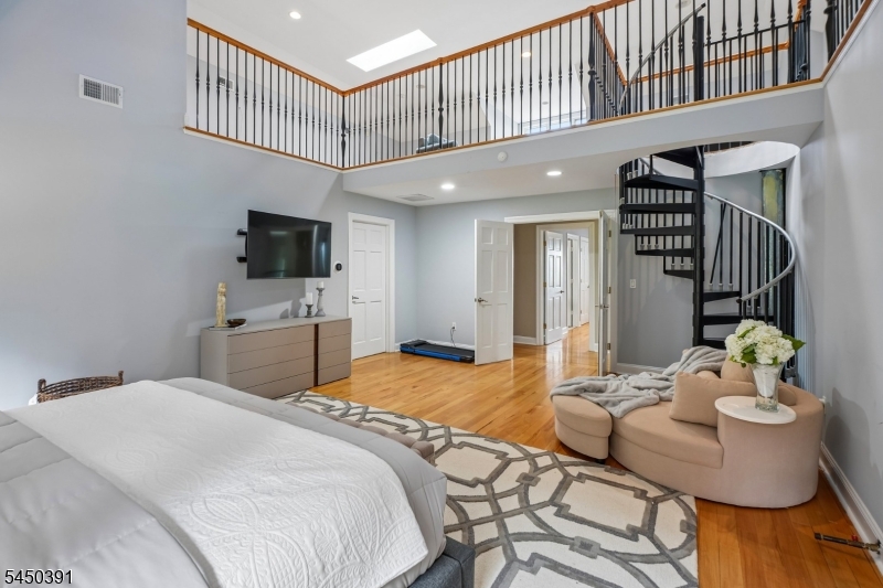 Luxurious Primary Bedroom