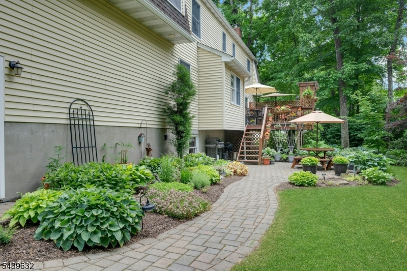 PAVER WALKWAY