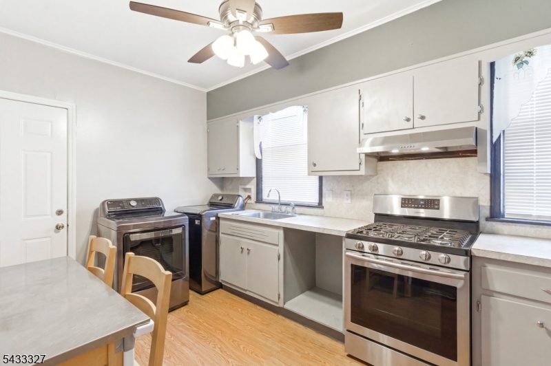 U1:Kitchen