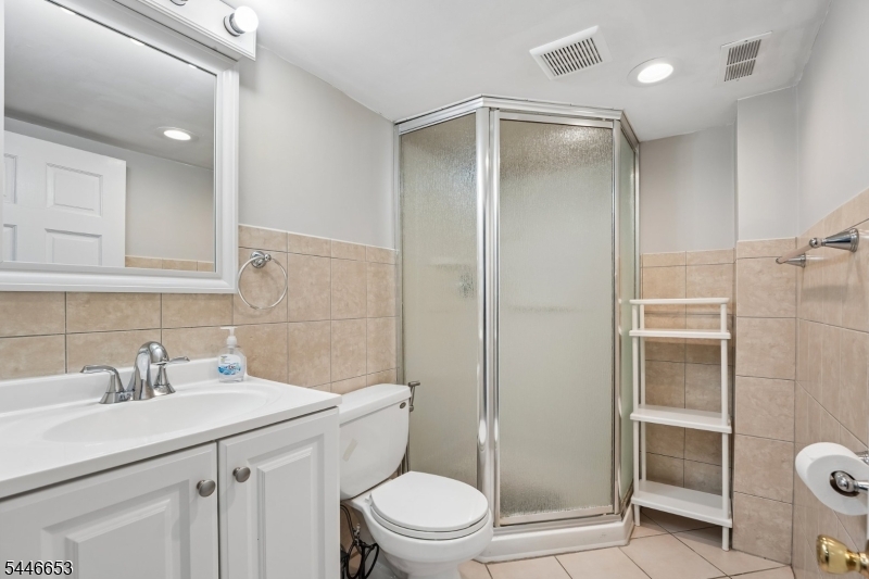 Basement - Full Bathroom