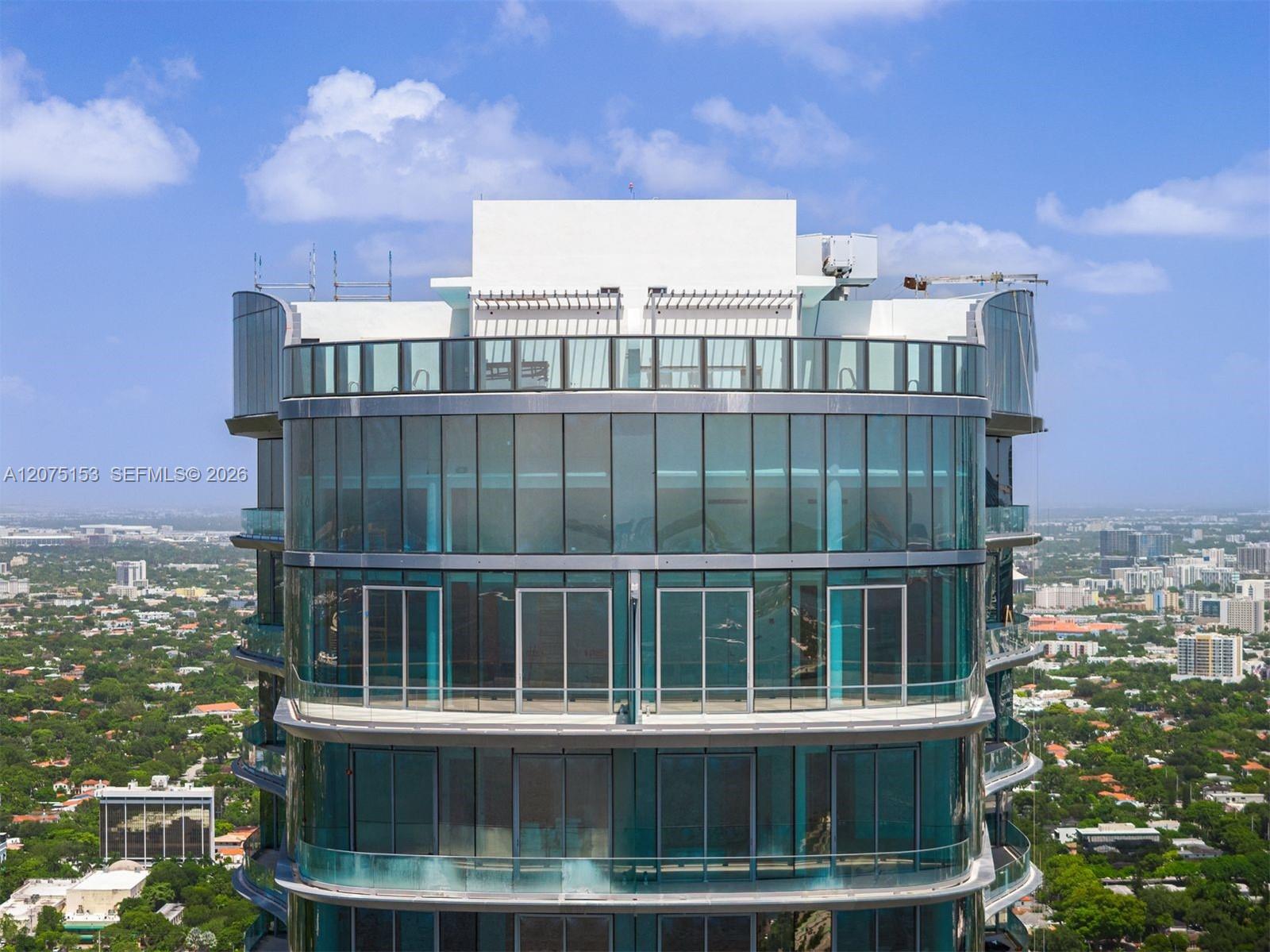 UNA Residences Brickell. One or more photos have been virtually staged.