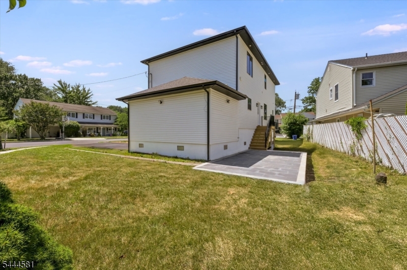 Side yard