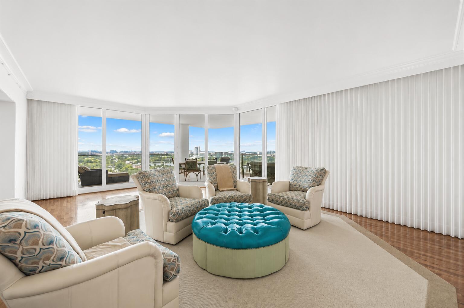 VIRTUALLY ALTERED - PAINTED WHITE - TV Room