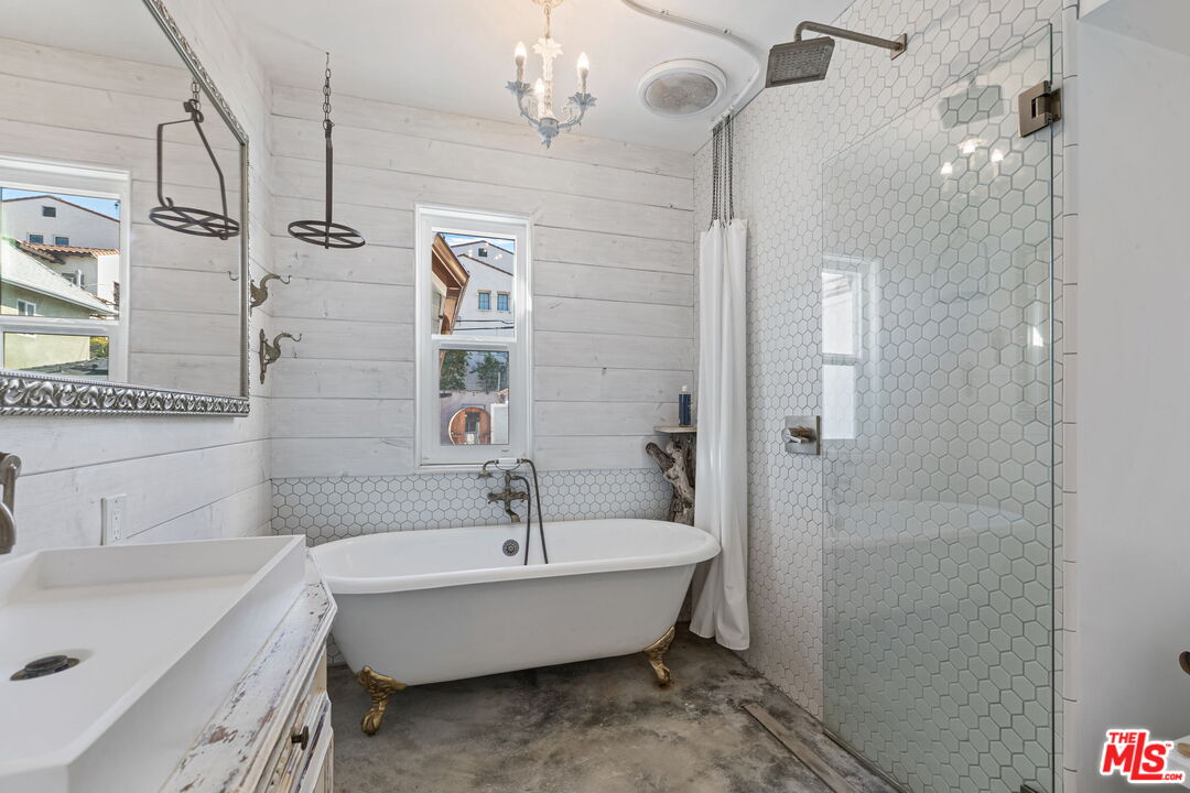 Custom Bath
