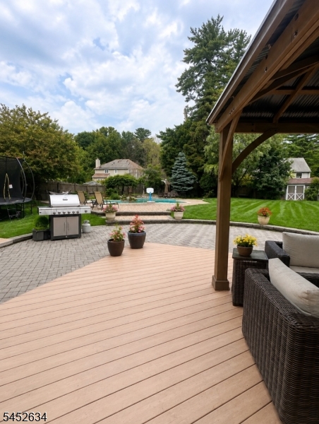 BACK YARD DECK AREA