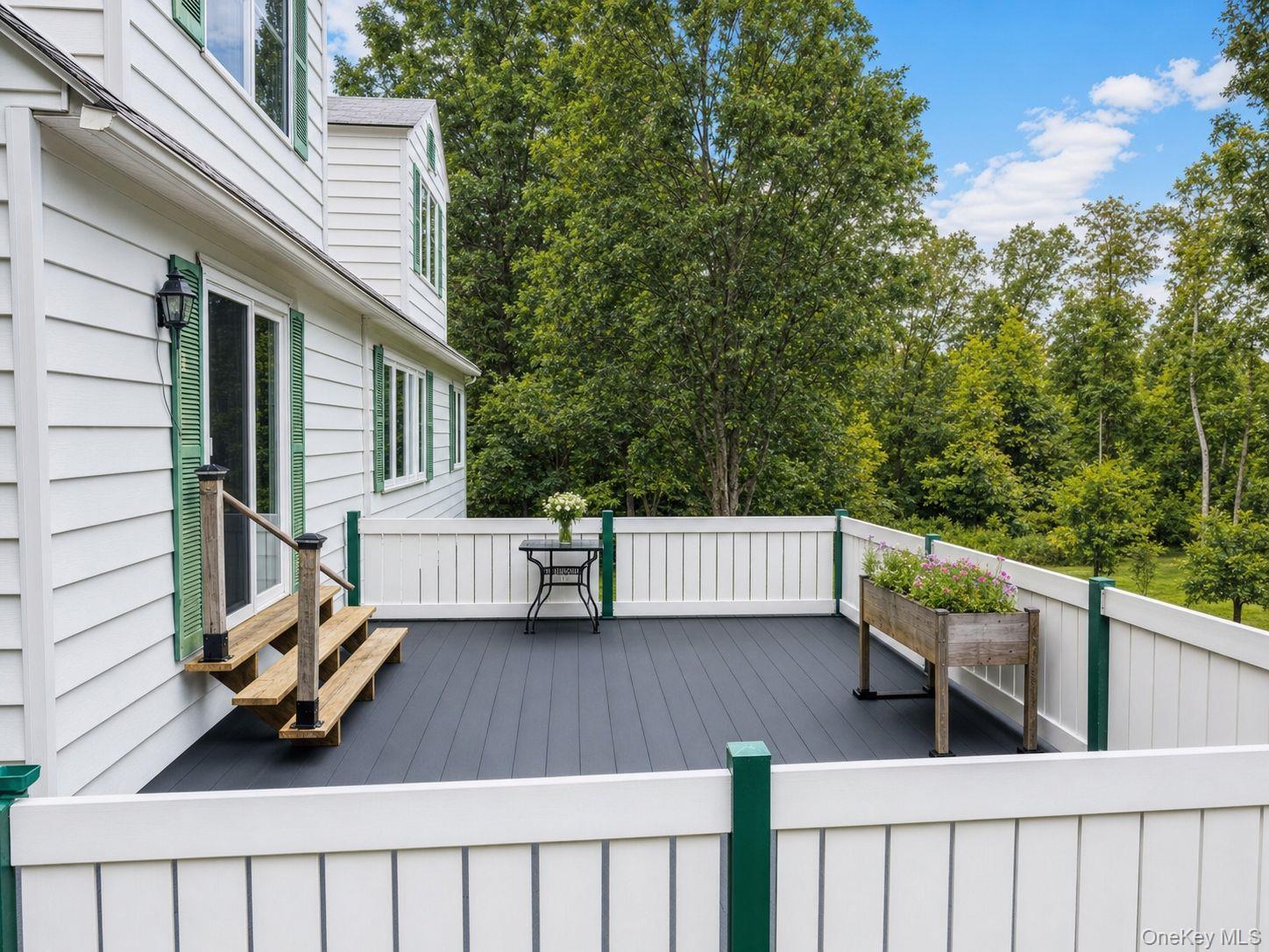 Deck off Family Room