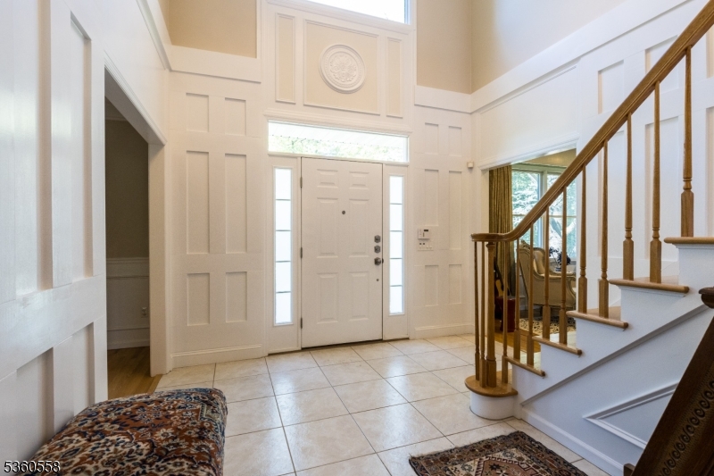 2 story foyer