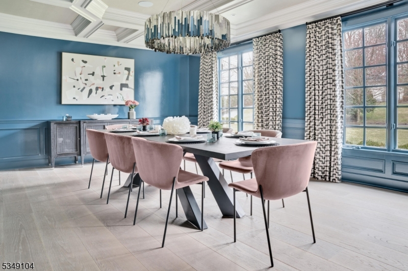 Dining Room (2 of 3)