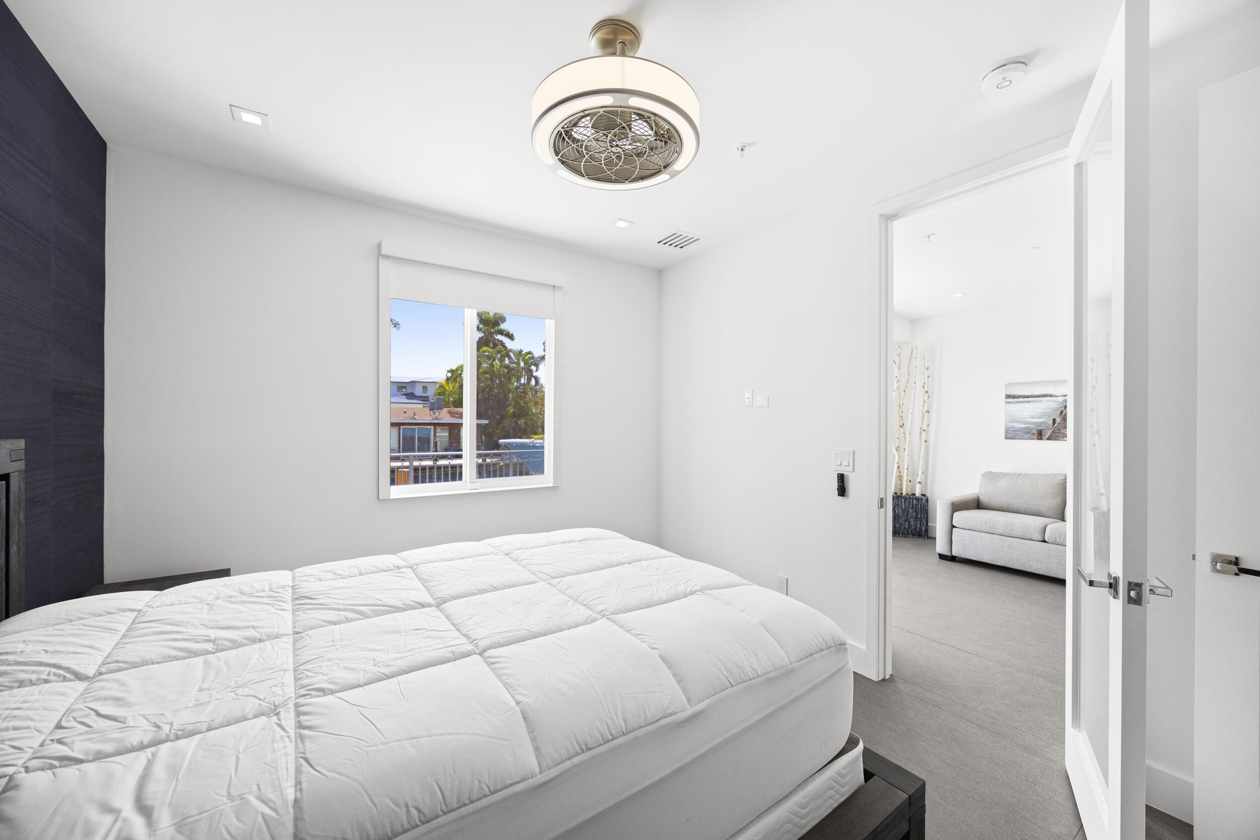 1st Floor Guest Bedroom