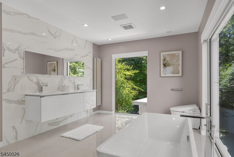 Ensuite Bath