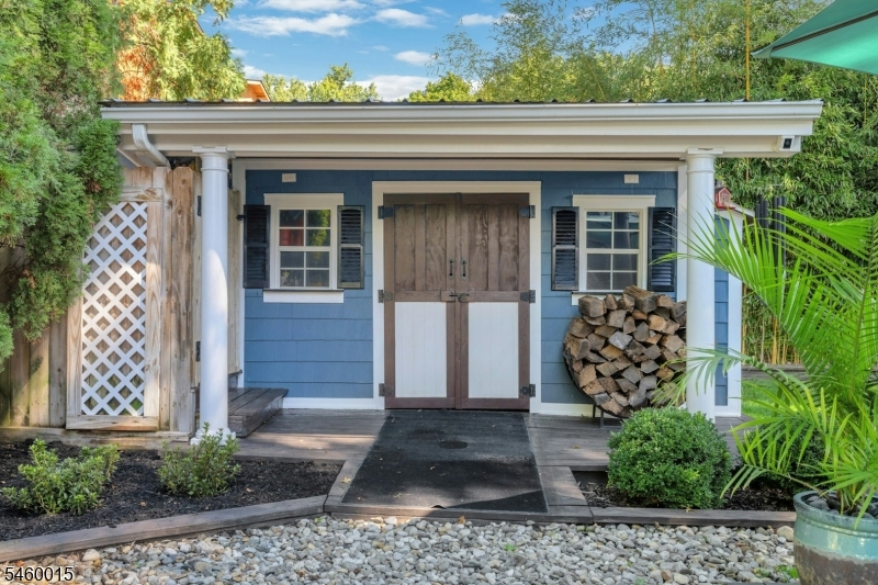 Shed