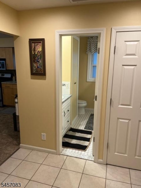 2nd Fl BATH
