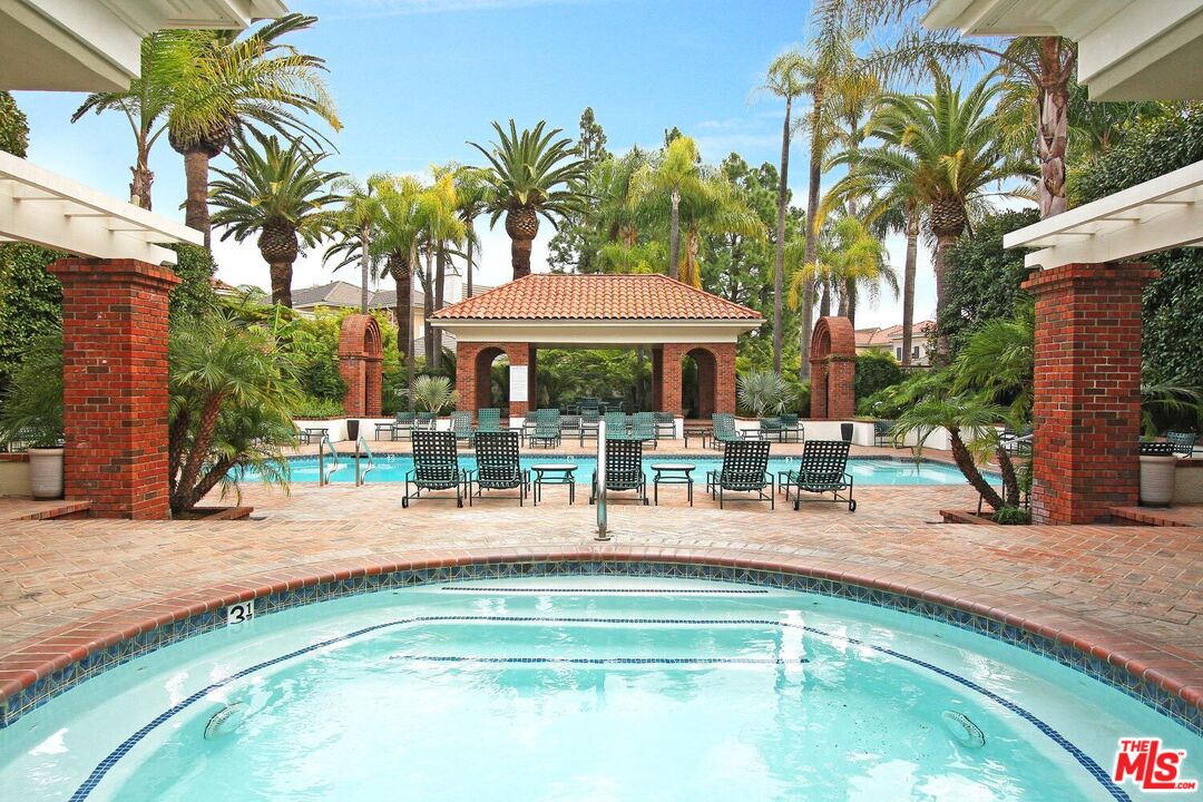 Relaxing community spa