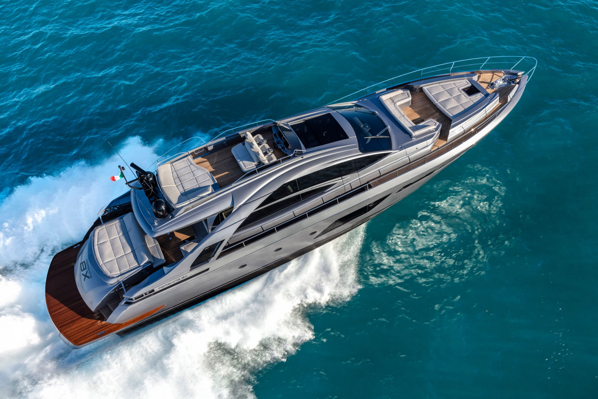 2021 Pershing 8X