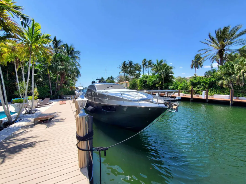62' Pershing