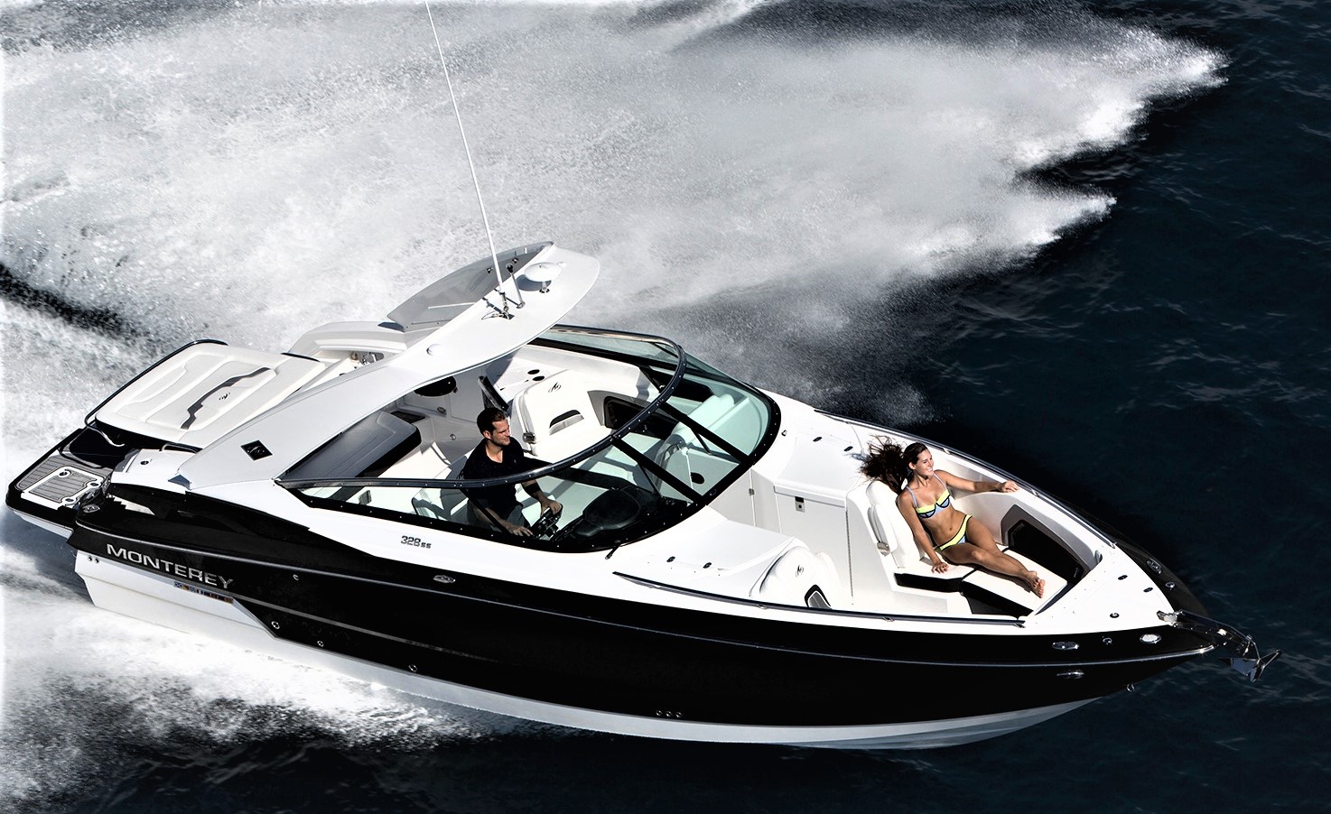 32' Monterey Defiant