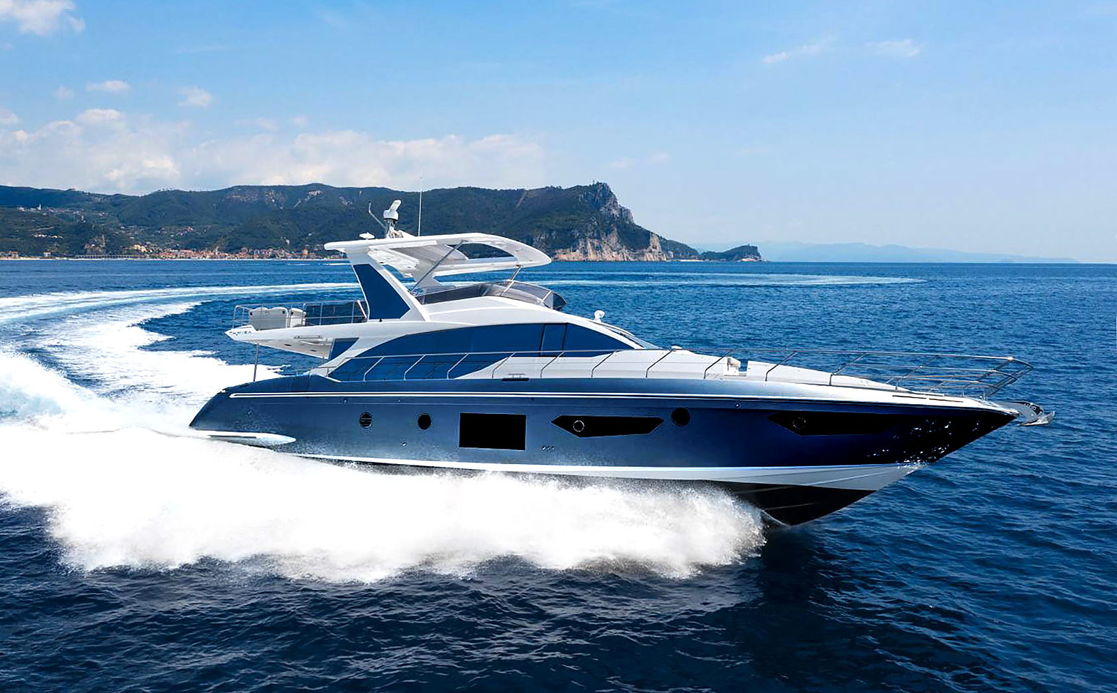68' Azimut Flybridge
