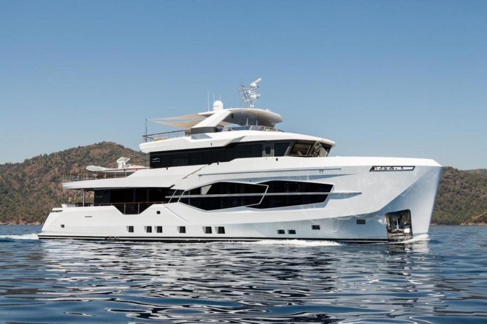 NUMARINE 32XP HULL 6